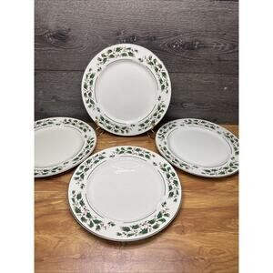 Fine China of Japan Holly & Berries 10-3/8” Dinner Plates Gold Trim ~Set of 4